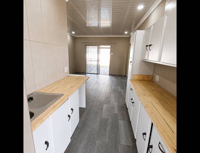 3 BEDROOM HOUSE FOR SALE IN ROTHDENE